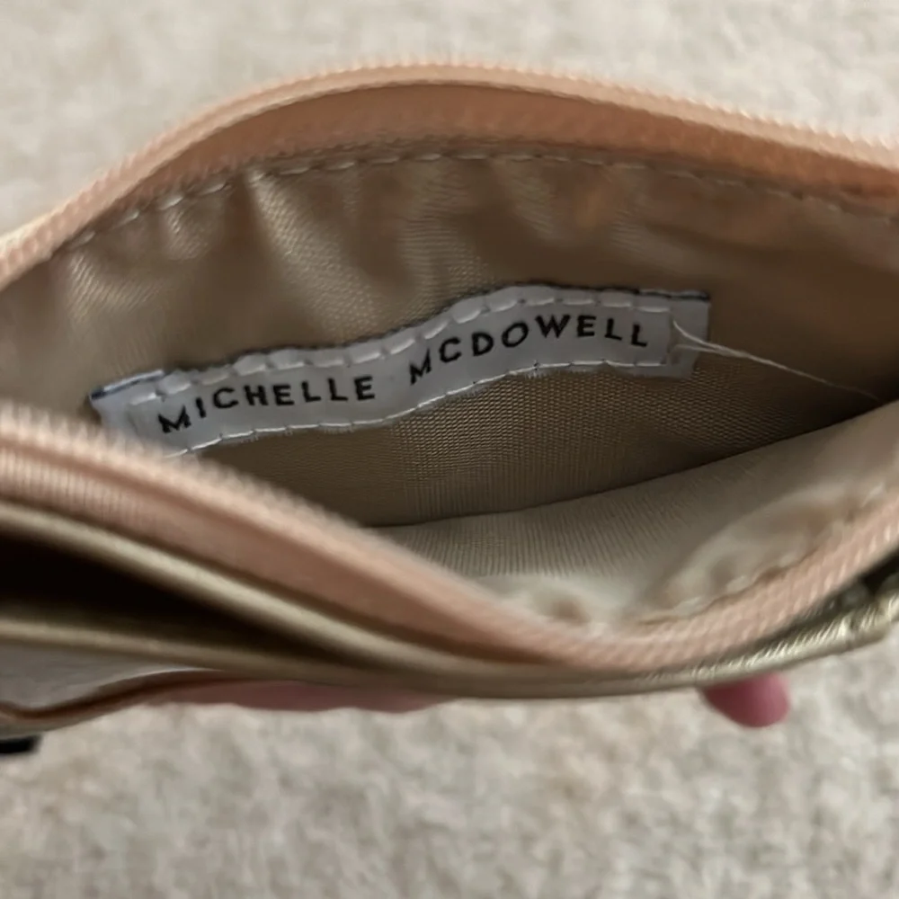 Michelle McDowell ID wallet NWT